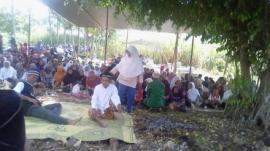 Warga Grogol 5 Ziarah Kubur Massal