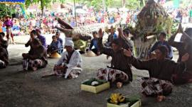 Kegiatan Adat Dan Tradisi